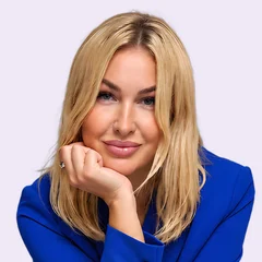 Анна Гиас